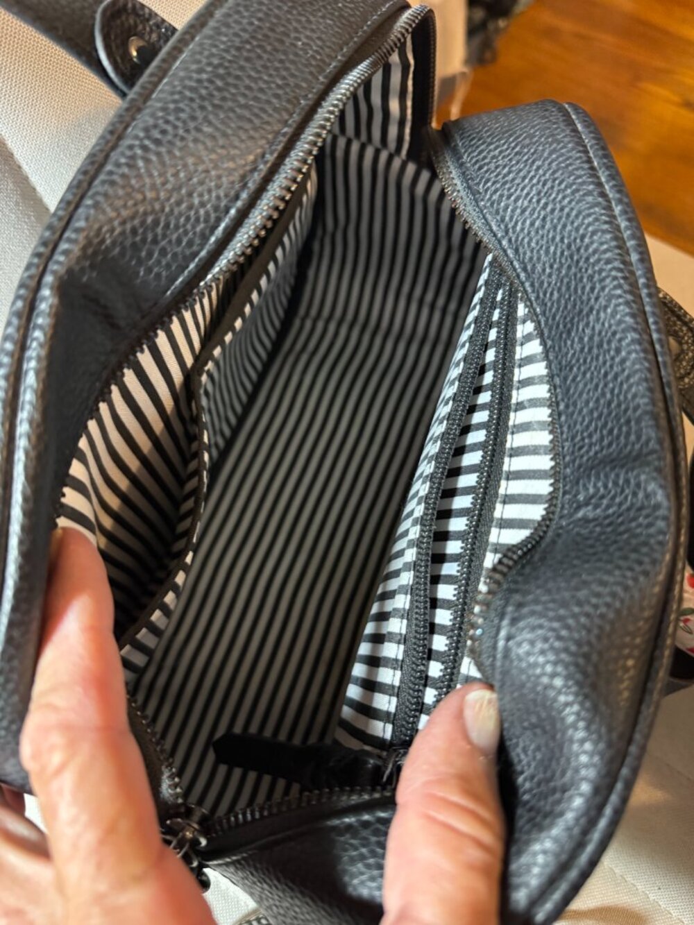 Rad RevBlack Studded Handbag - Picture 4 of 5